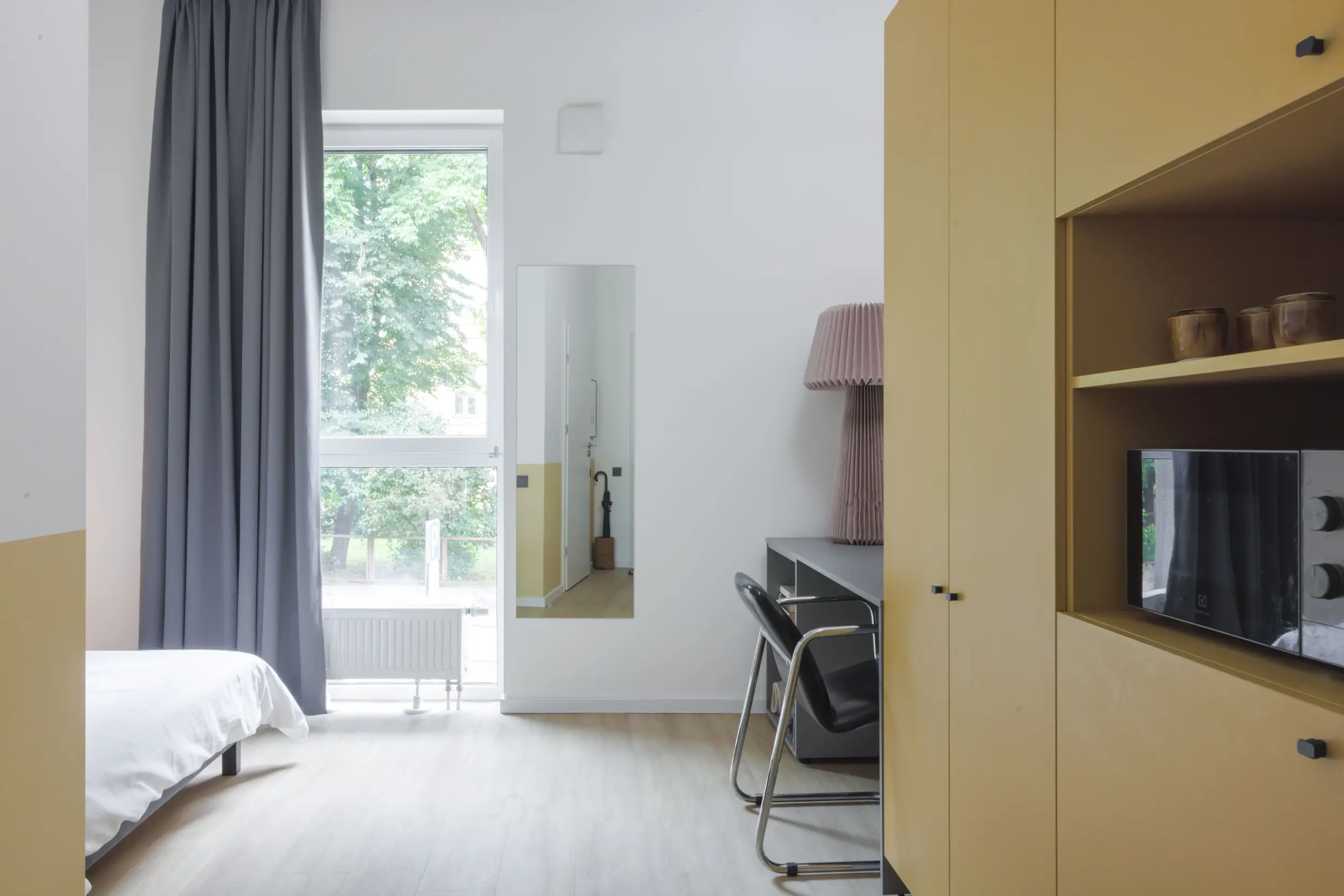 Studio plus room